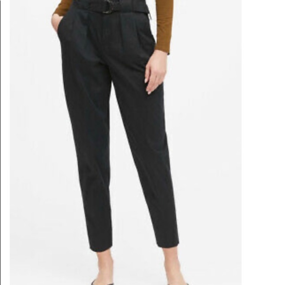 Banana republic High rise tapered cropped pant